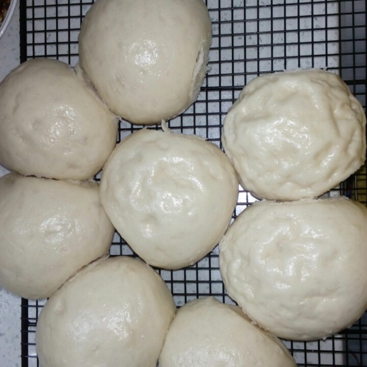 在面包机帮助下蒸馒头