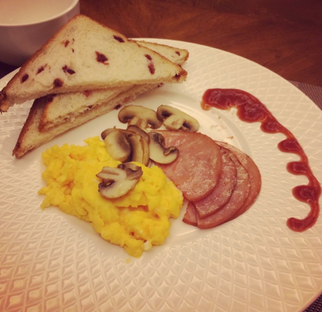 美式炒蛋 scrambled eggs