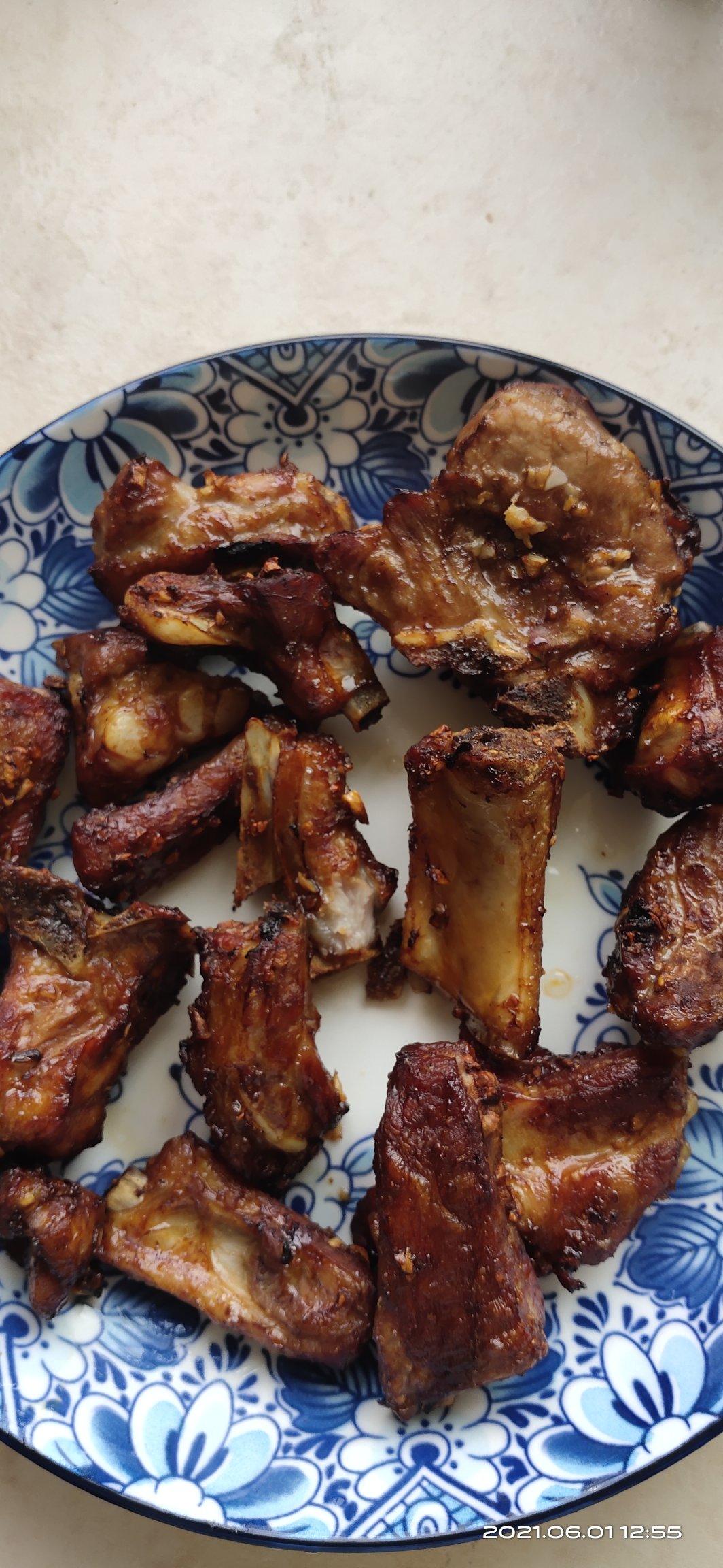 空气炸锅烤蒜香排骨、烤鸡翅