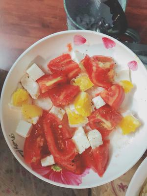 减脂营养的番茄蛋沙拉的做法 步骤4