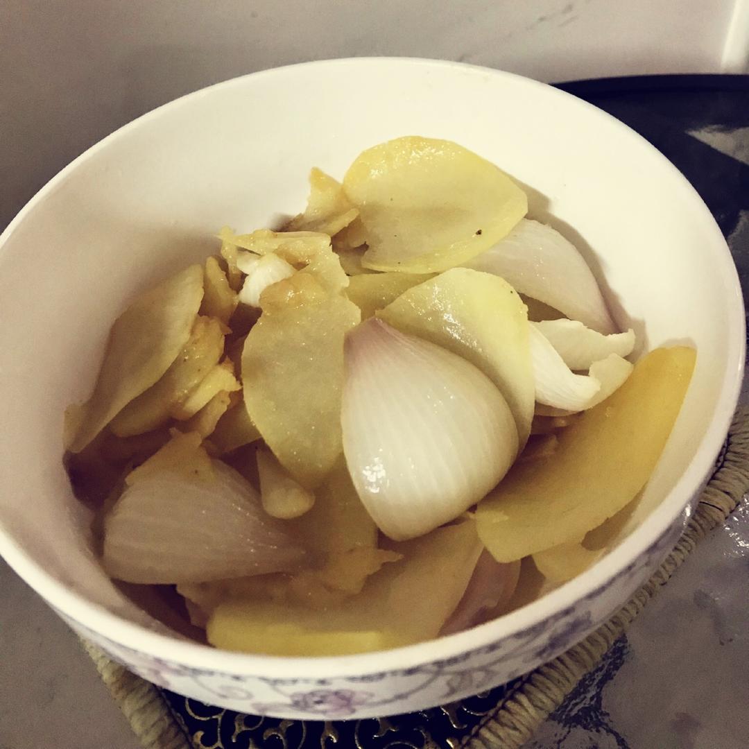 洋葱炒土豆片