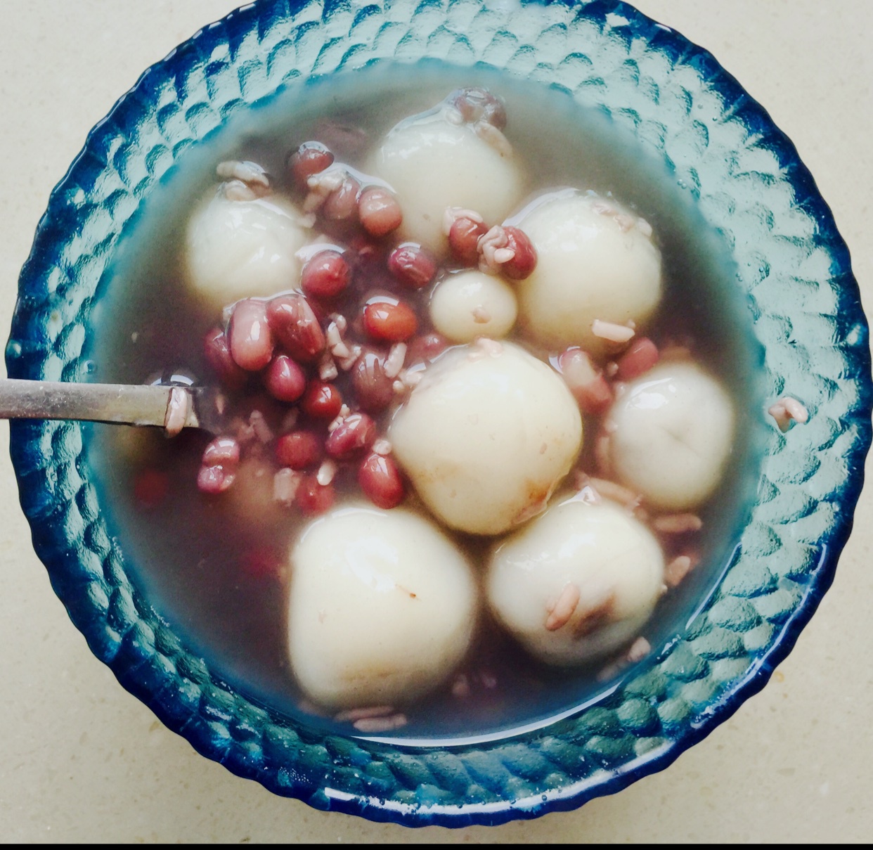 红豆酒酿圆子汤