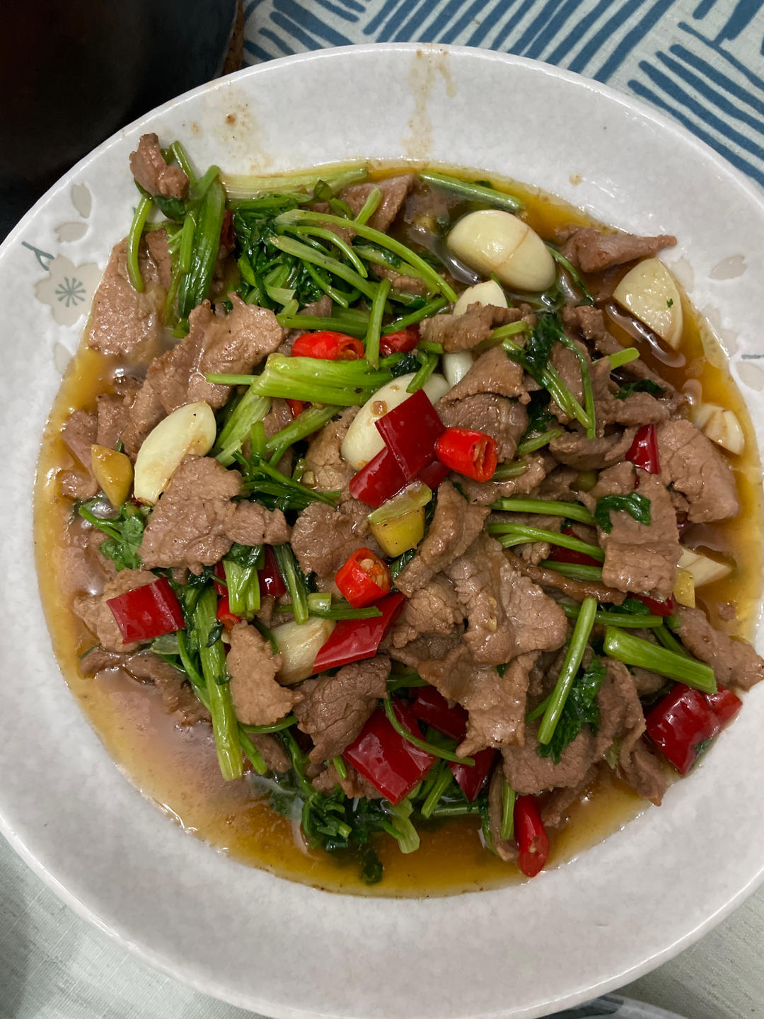 小炒黄牛肉，肉嫩味香！太好吃了简直是米饭杀手！