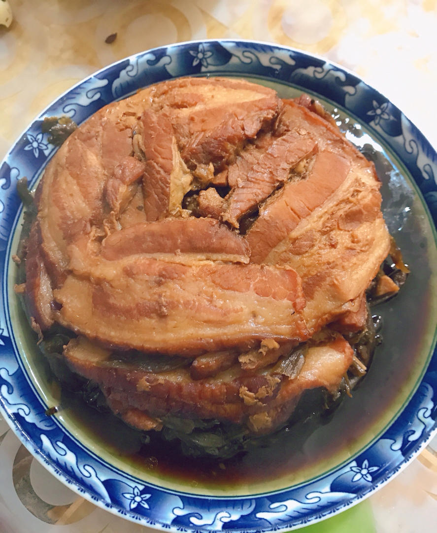 厨师长教你：“咸烧白”的正宗做法，一看就有食欲