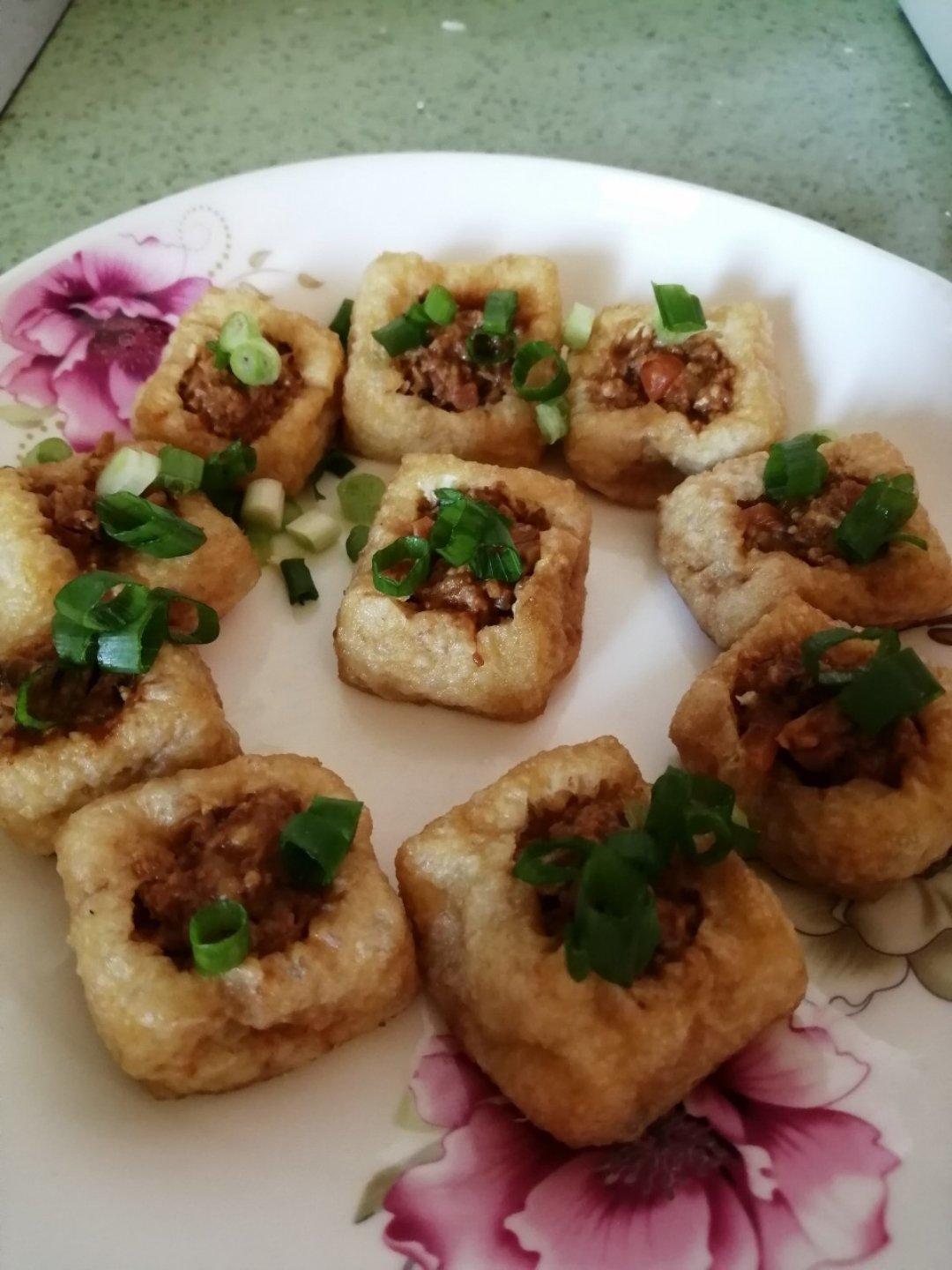 一端上桌就被秒光的时蔬肉沫酿油豆腐