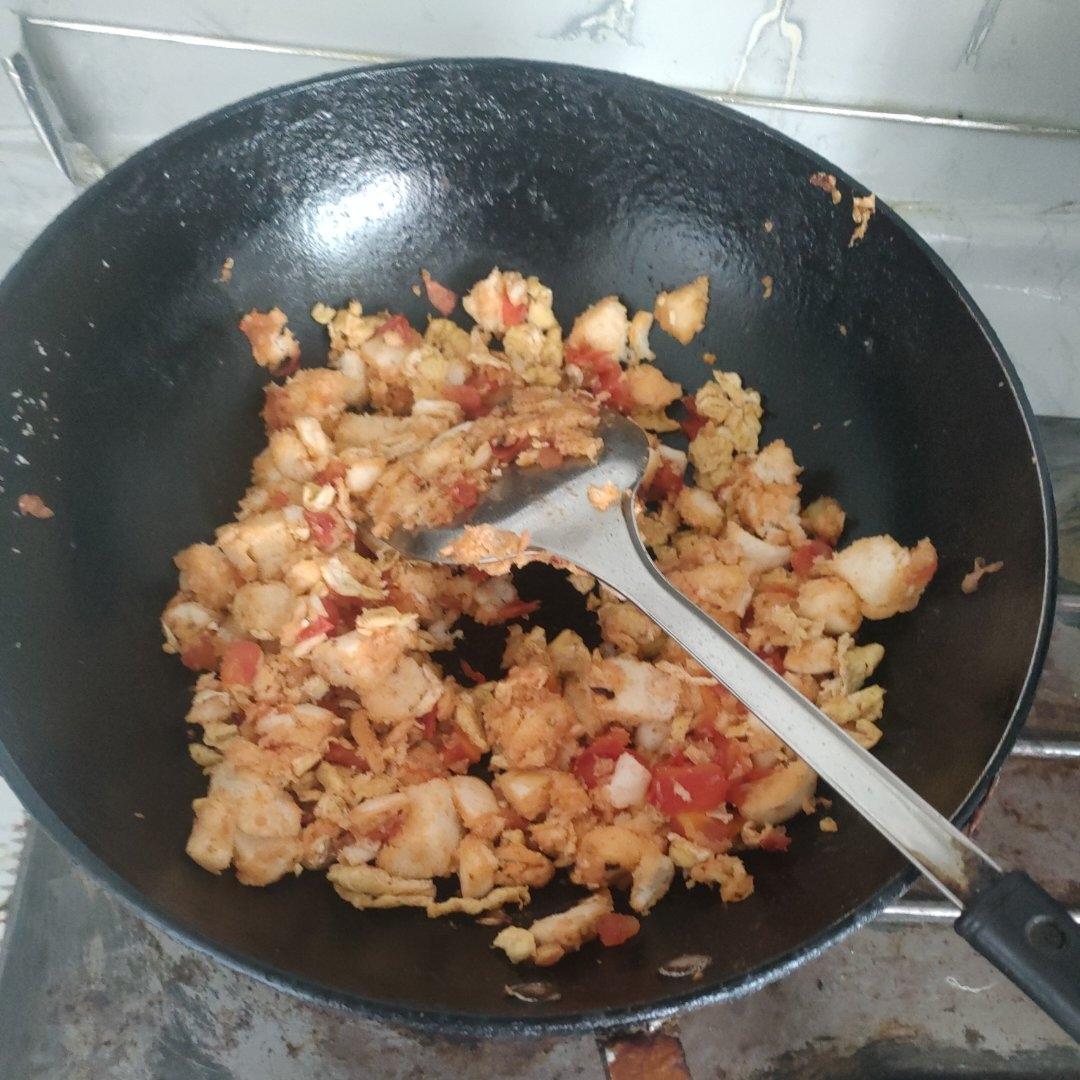 西红柿鸡蛋炒馍花