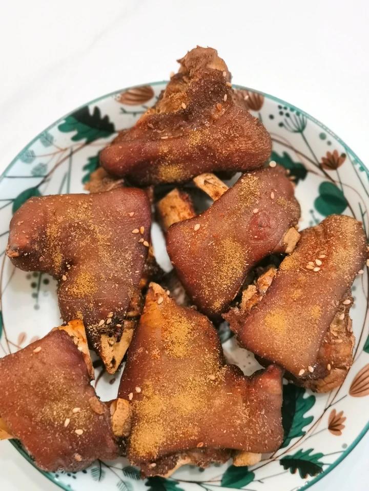 超简单空气炸锅烤猪蹄