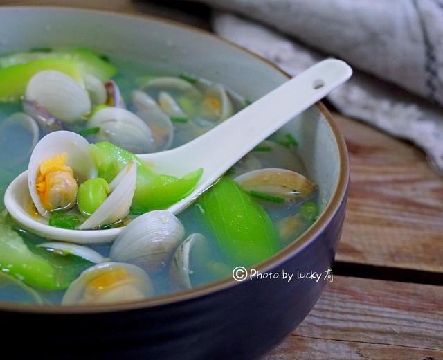 丝瓜毛豆蛤蜊汤（无油版）的做法