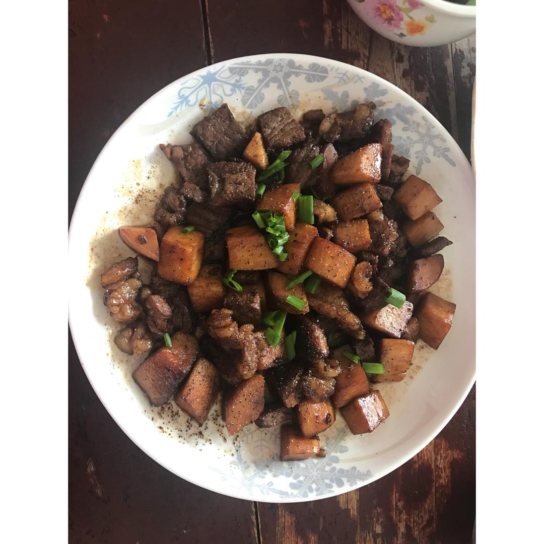 黑胡椒杏鲍菇牛肉粒