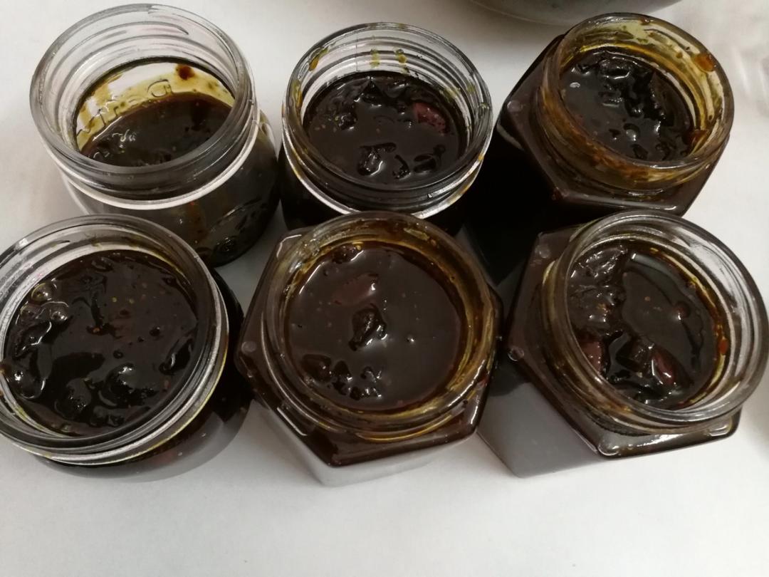 生姜红枣黑糖膏