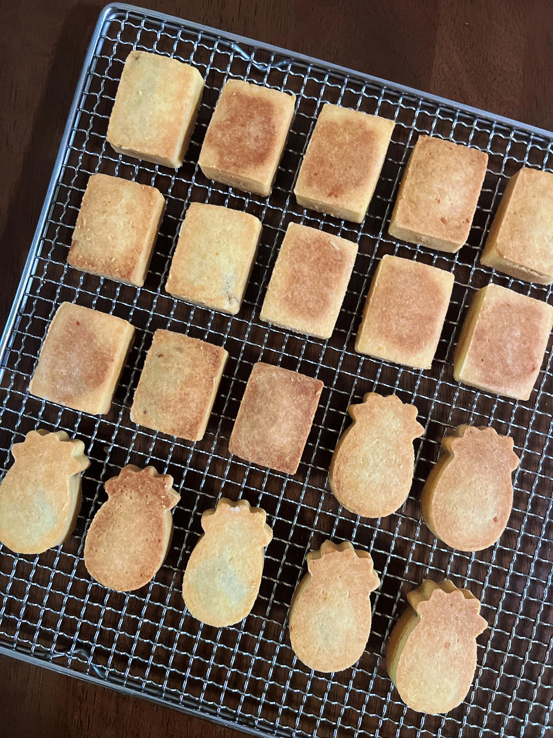 酸酸甜甜的土凤梨酥