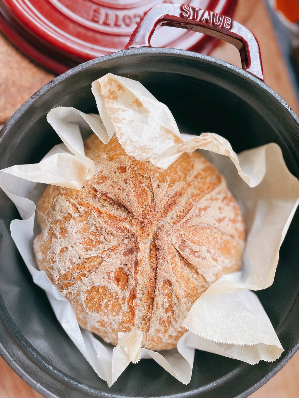 简单健康的铁铸锅乡村面包的做法