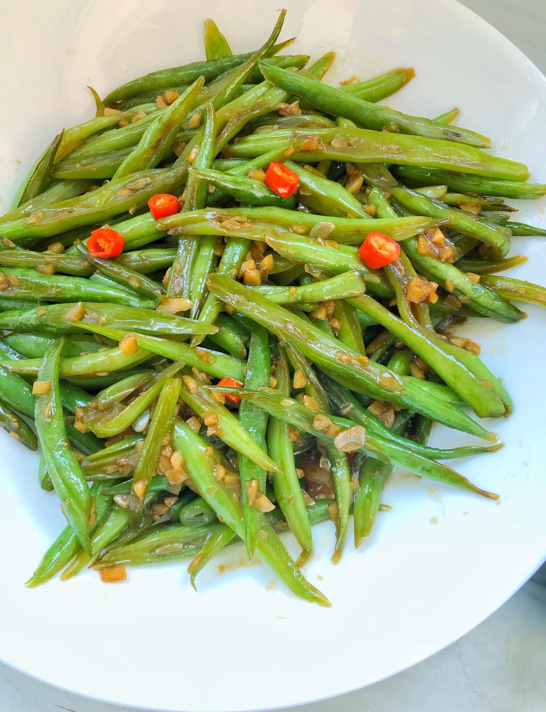 给肉都不换的减盐版素烧四季豆的做法