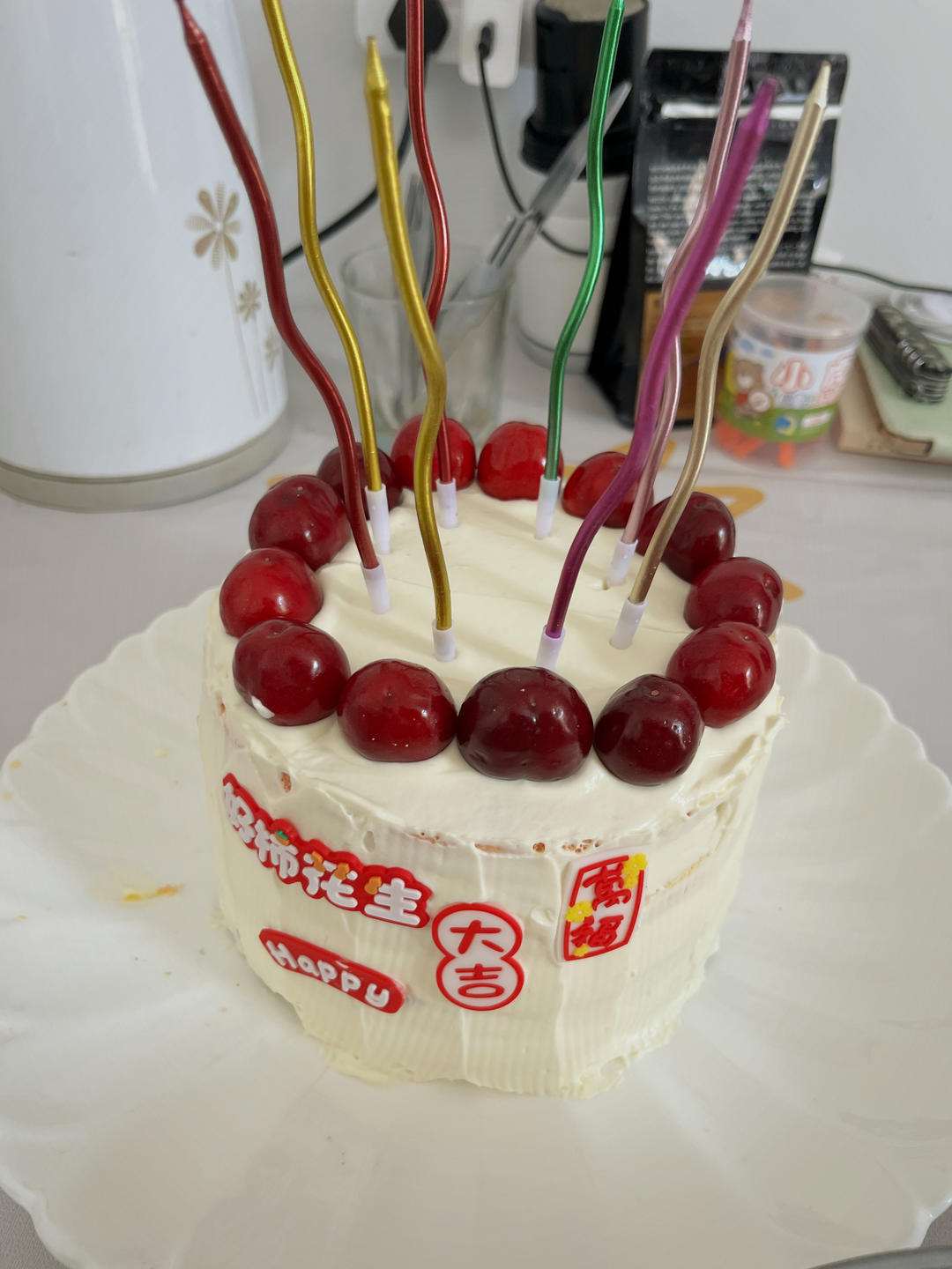 缤纷梦幻的彩虹蛋糕，烘焙小白都会做。