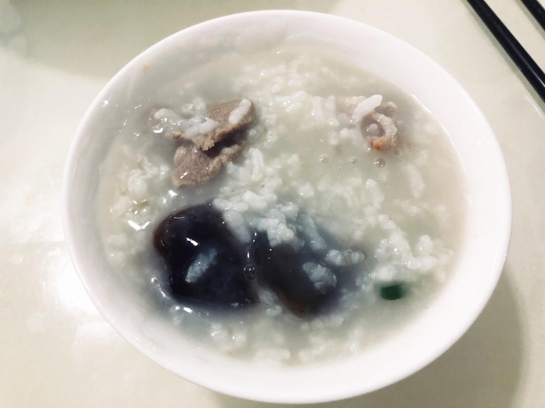 老火皮蛋瘦肉粥，老味道，家常做法