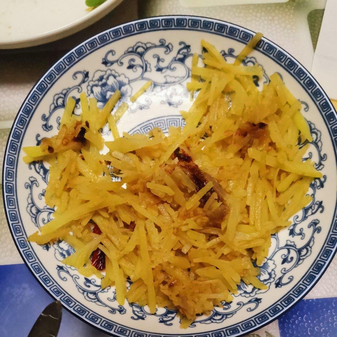 酸辣土豆丝的家常做法 超级下饭
