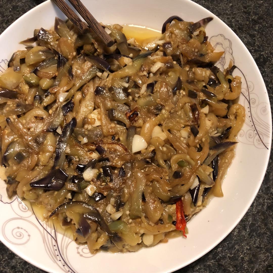 蒜香炒茄丝（省油版）