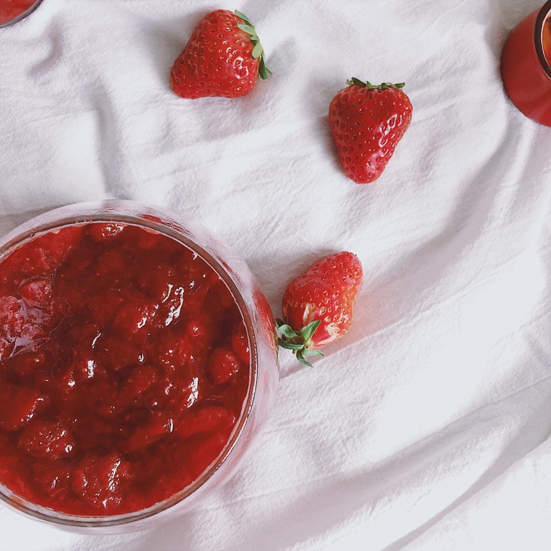自制无添加草莓酱