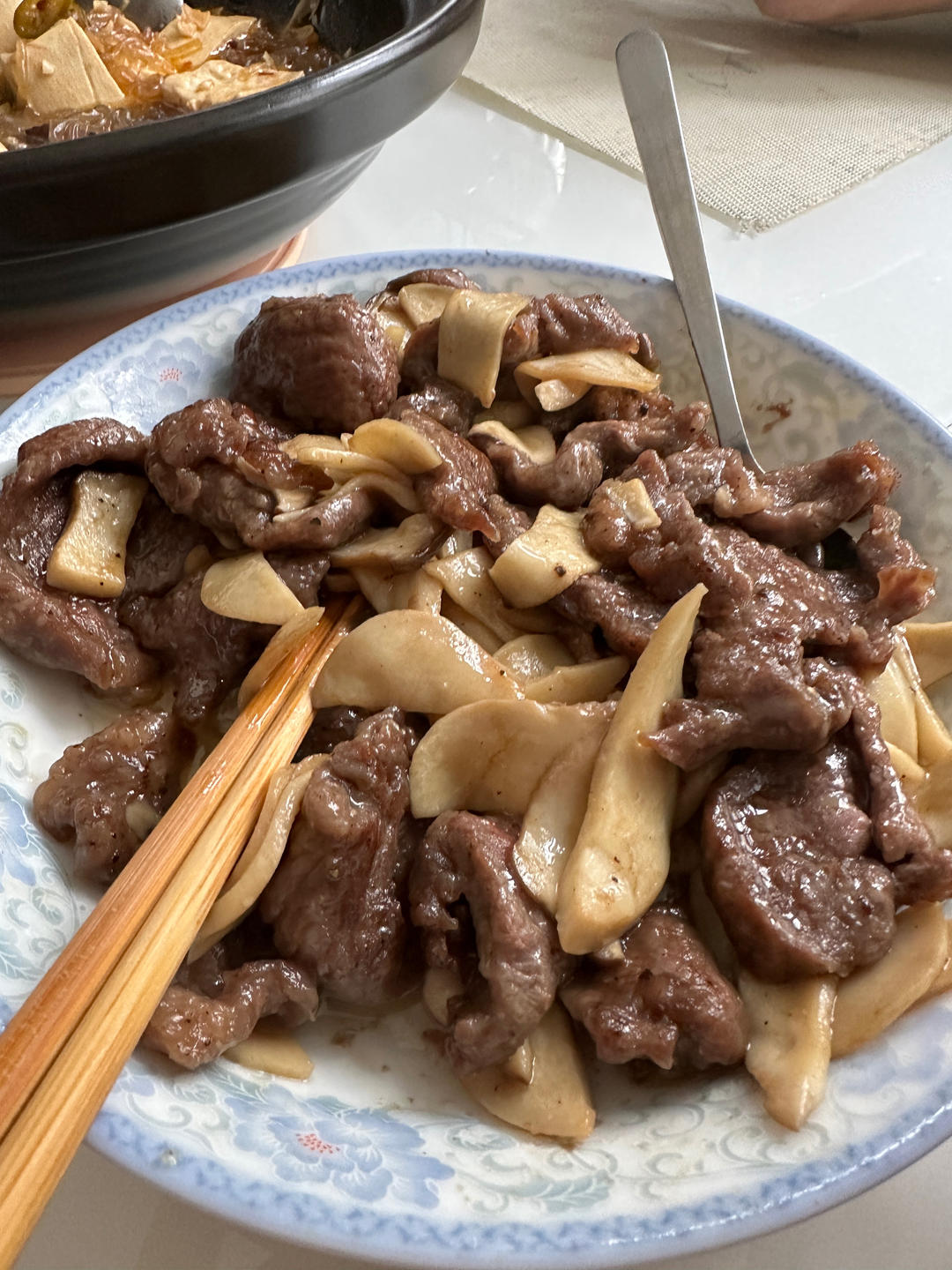 黑椒汁杏鲍菇炒牛肉