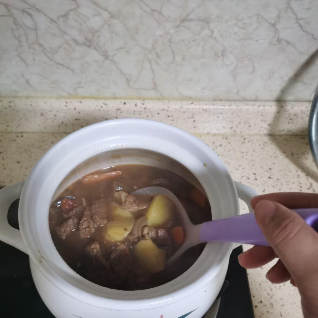 番茄土豆炖牛腩