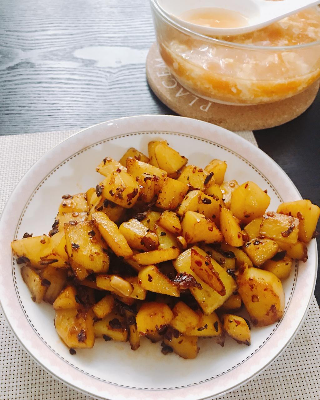 超级快手菜老干妈孜然土豆丁