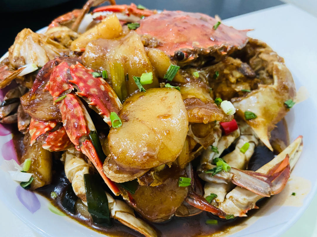 梭子蟹炒年糕～标准的江浙菜