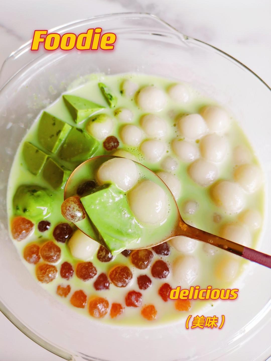 夏日必备小甜品抹茶奶冻白玉丸子