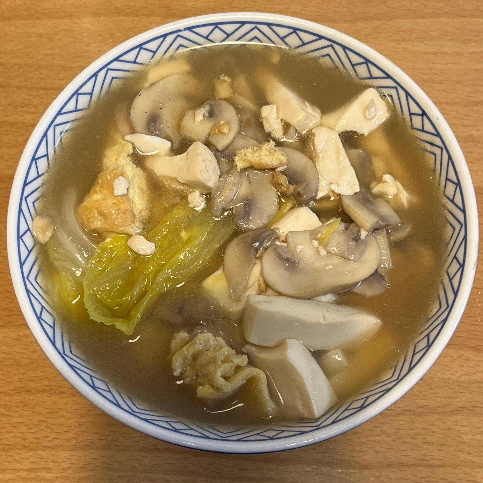 豆腐蘑菇汤（有鸡蛋哦）