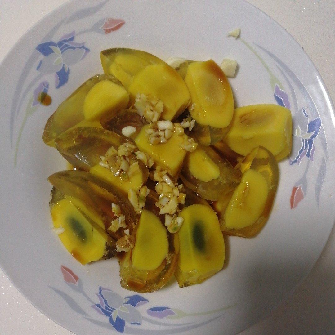 凉拌变蛋（皮蛋）