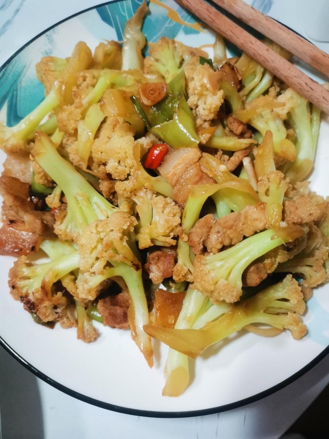 和饭店一个味道的干锅花菜
