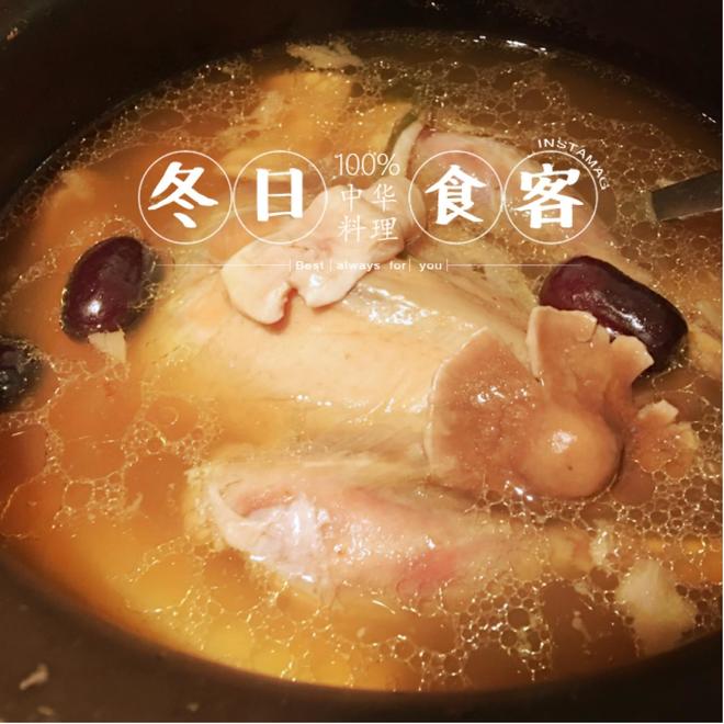 姬松茸花胶煲鸡汤的做法