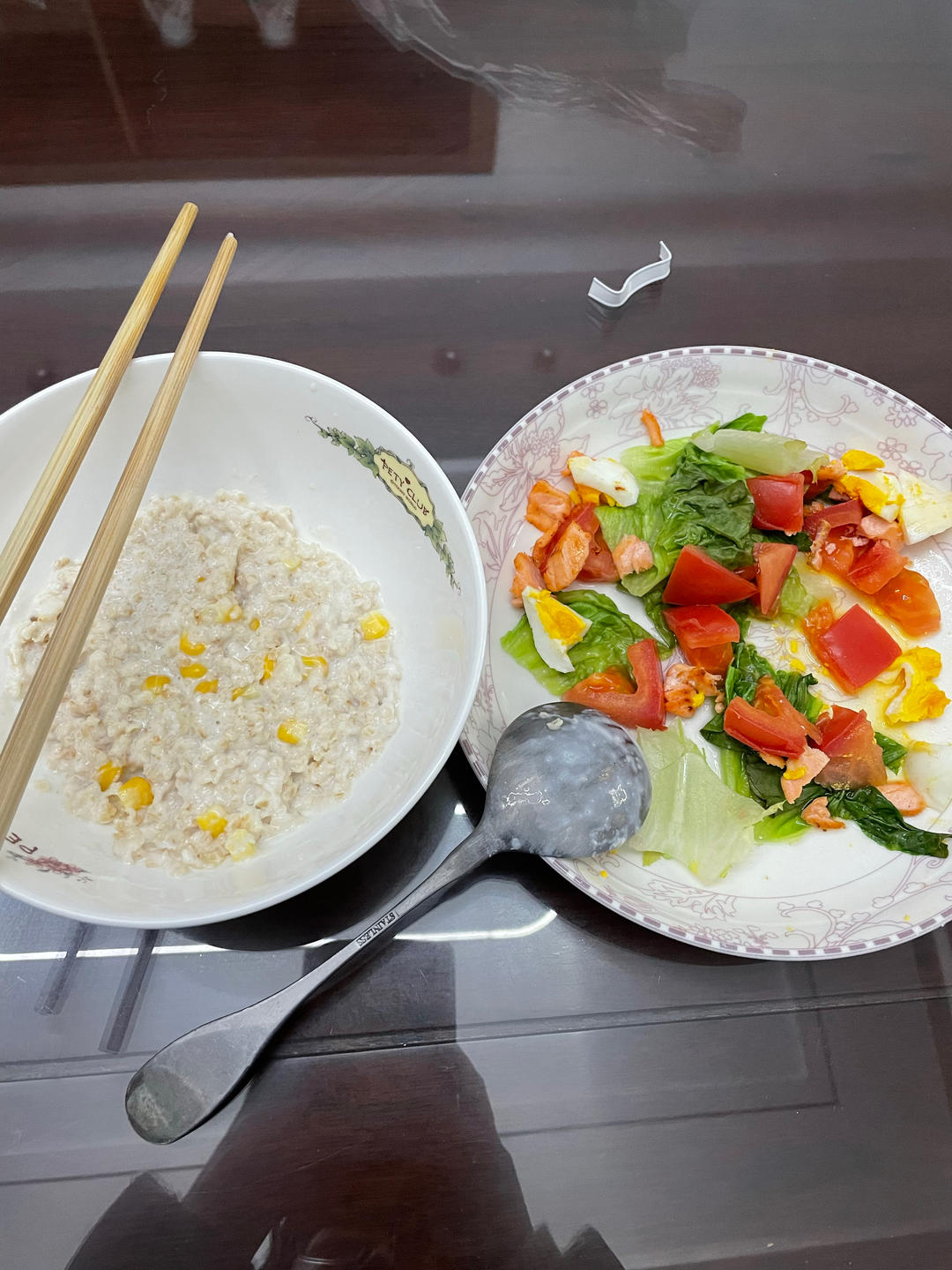 三文鱼鸡蛋沙拉