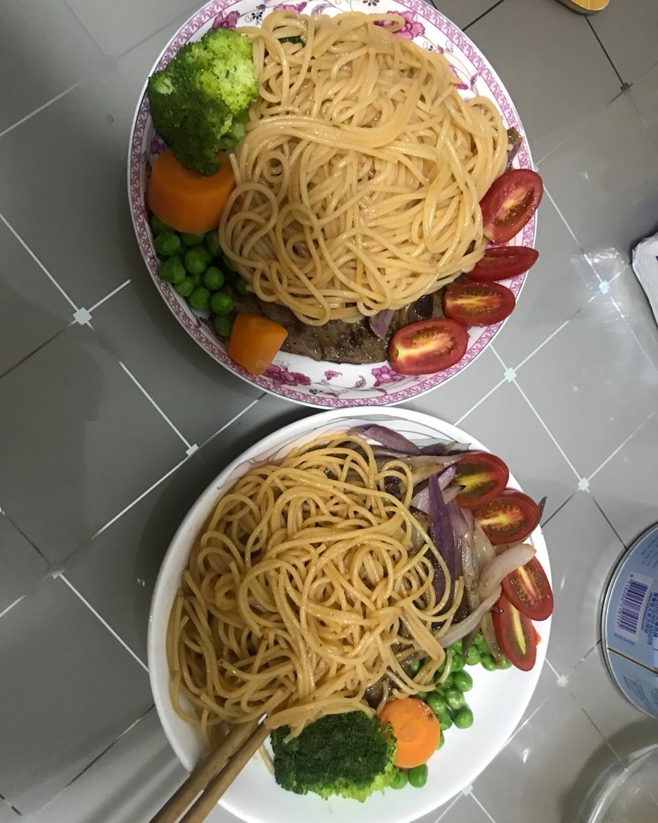 煎牛排