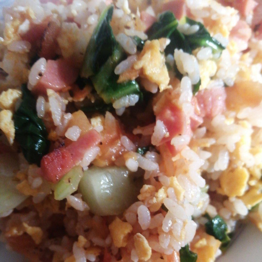 家常蛋炒饭