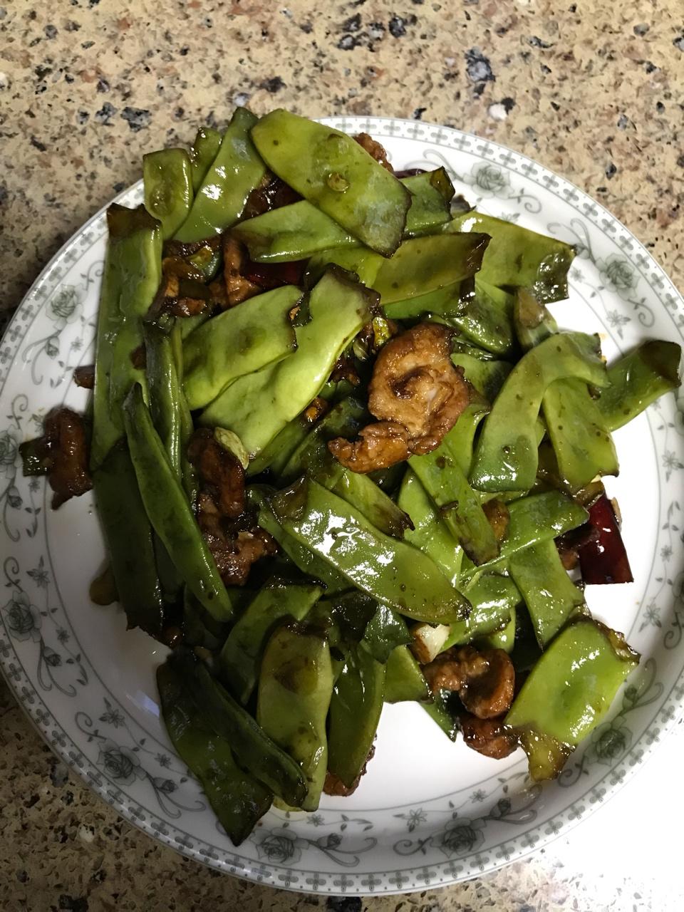 豆角炒肉