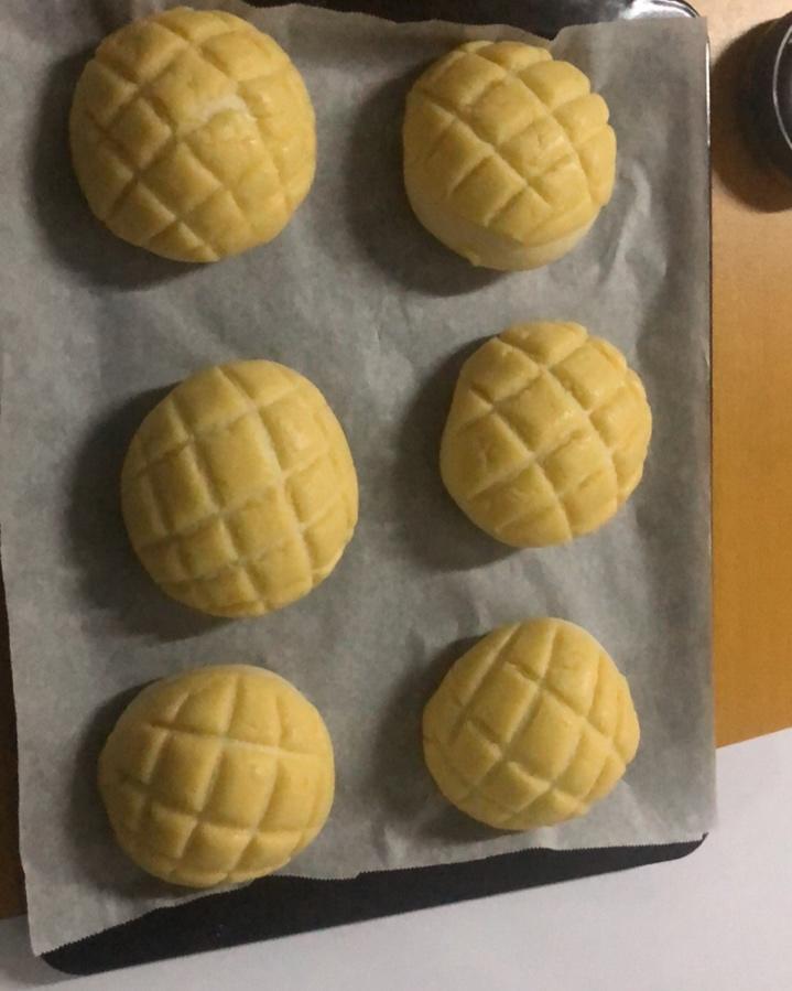 香酥柔软的港式菠萝包
