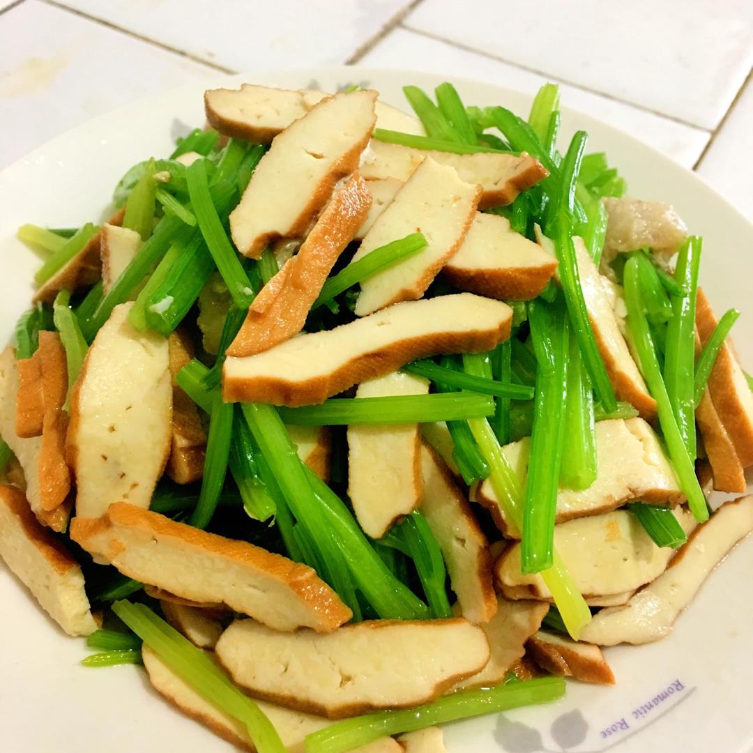 lijingjing-阿静做的素菜:芹菜炒豆腐干