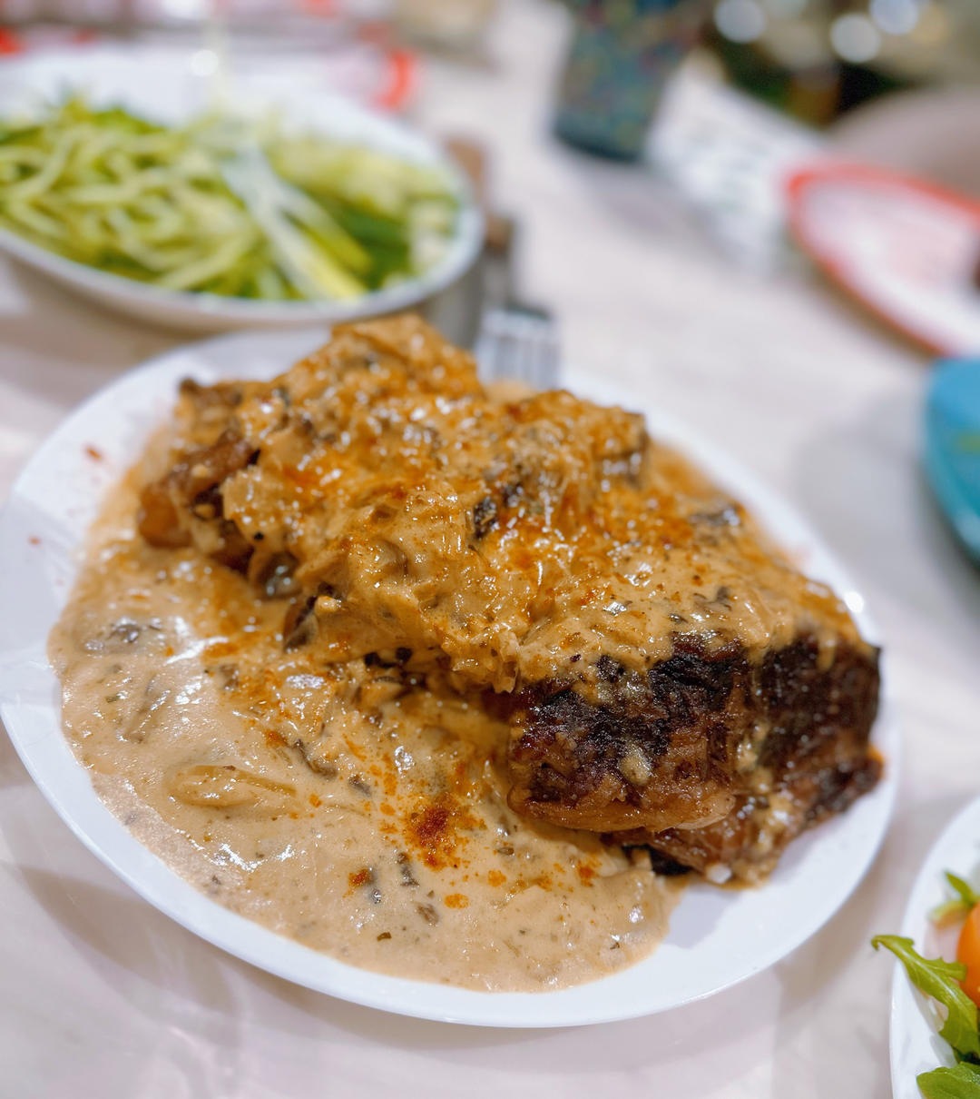 慢烤牛小排配黛安汁 Slow Grilled Beef Short Rib Steak with Sauce Diane