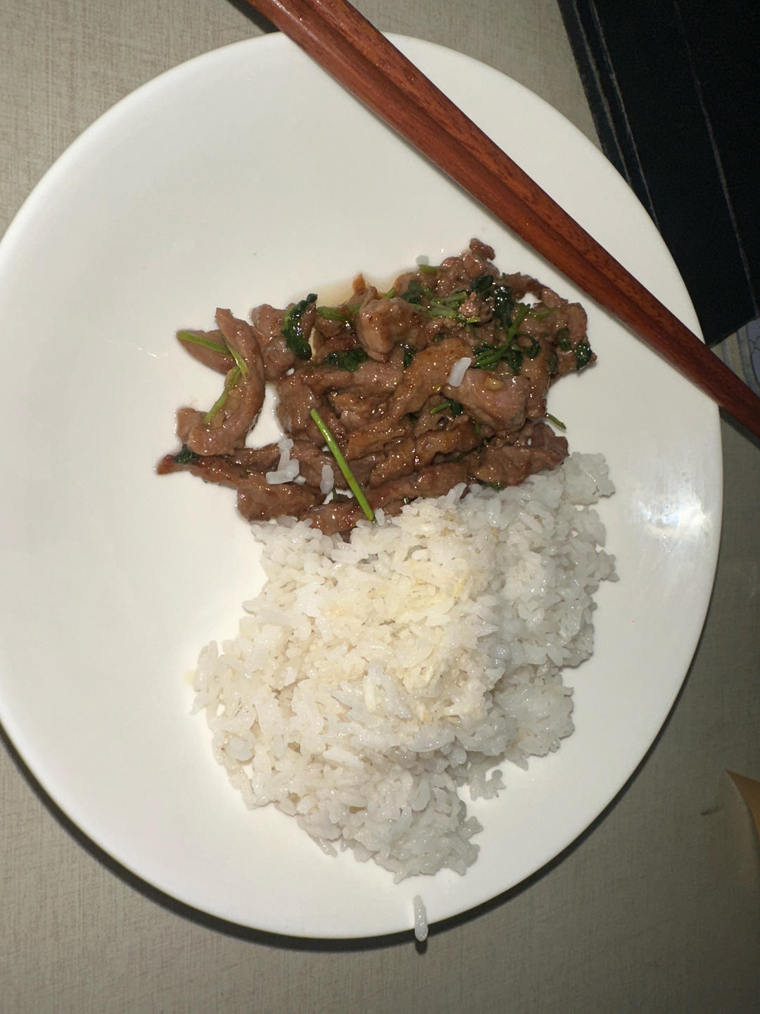 如何炒出嫩牛肉