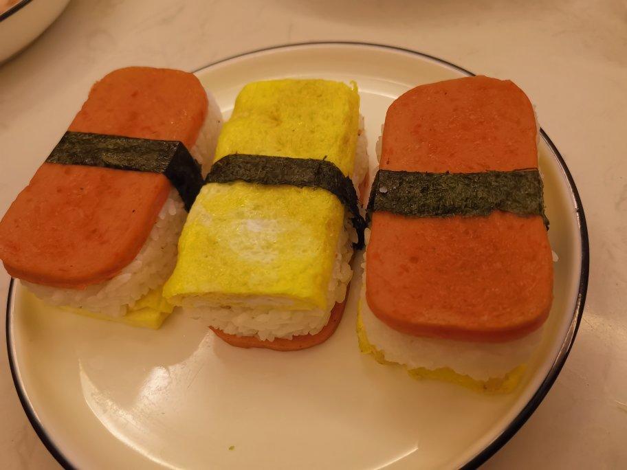高颜值海苔饭团