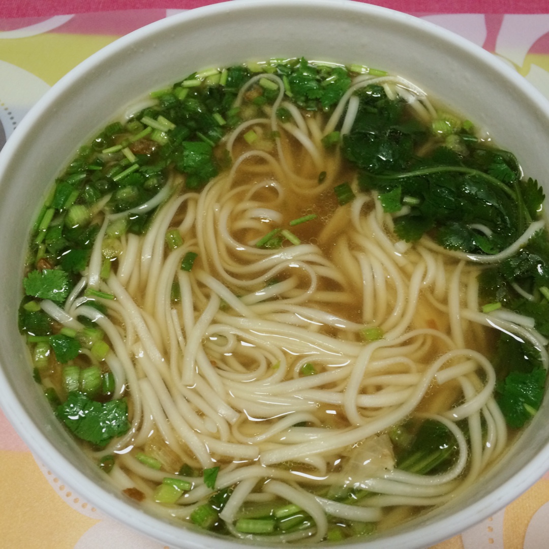 儿东儿东陈做的家常酸汤面