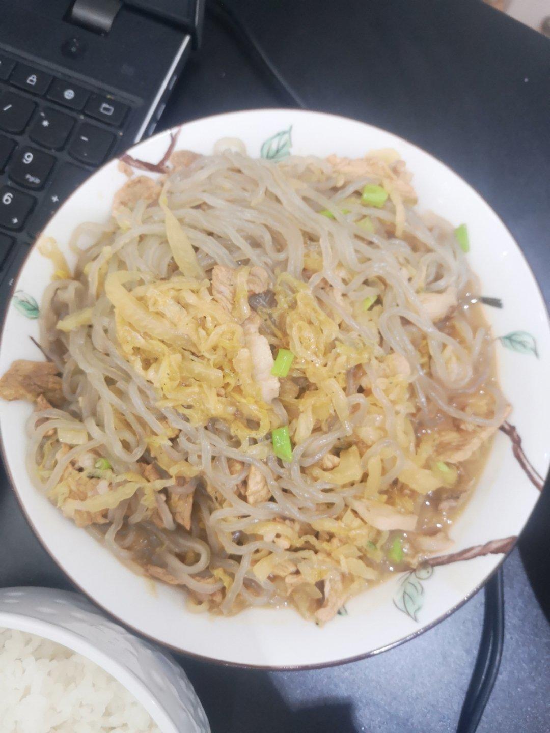 酸菜猪肉炖粉条