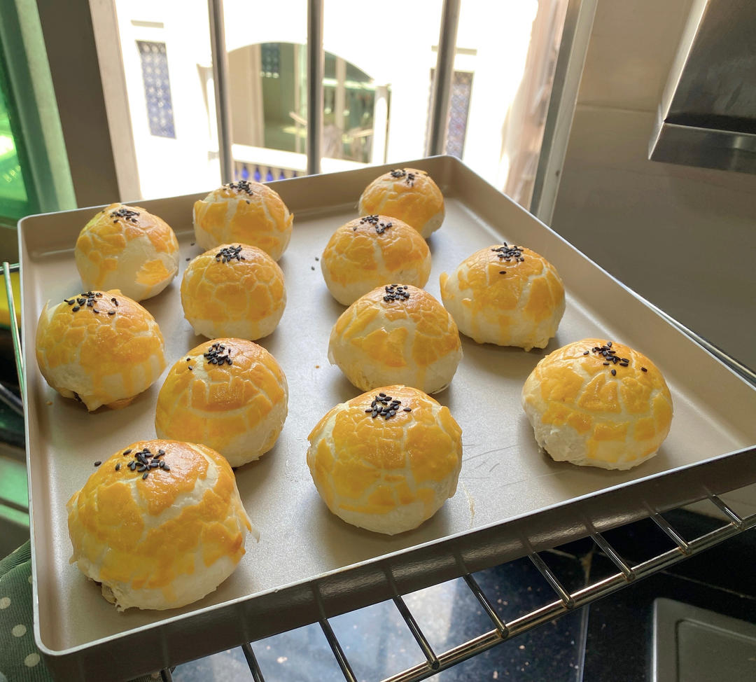 免揉免松弛超快手不破酥不混酥的蛋黄酥—新手一看包会