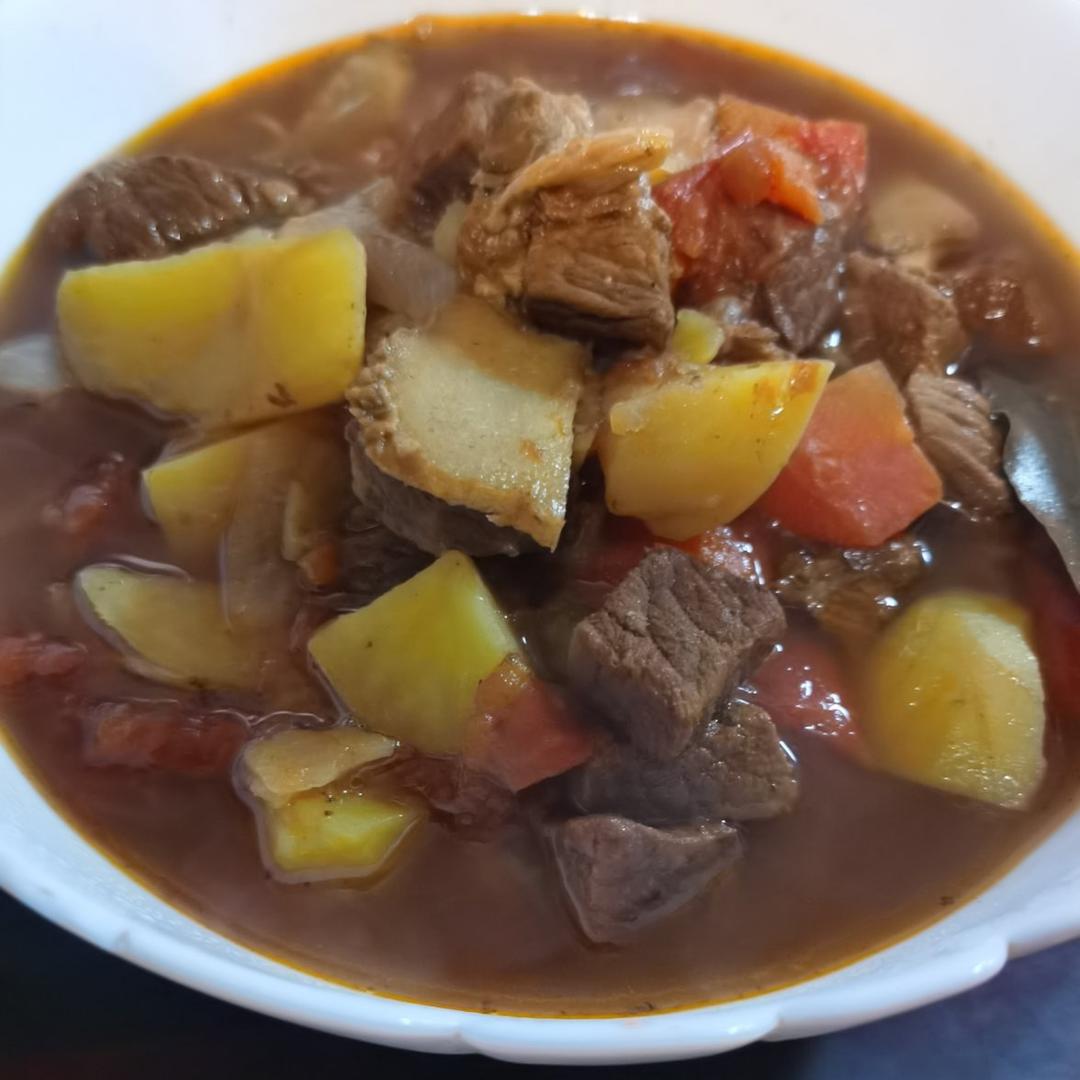 番茄土豆炖牛腩