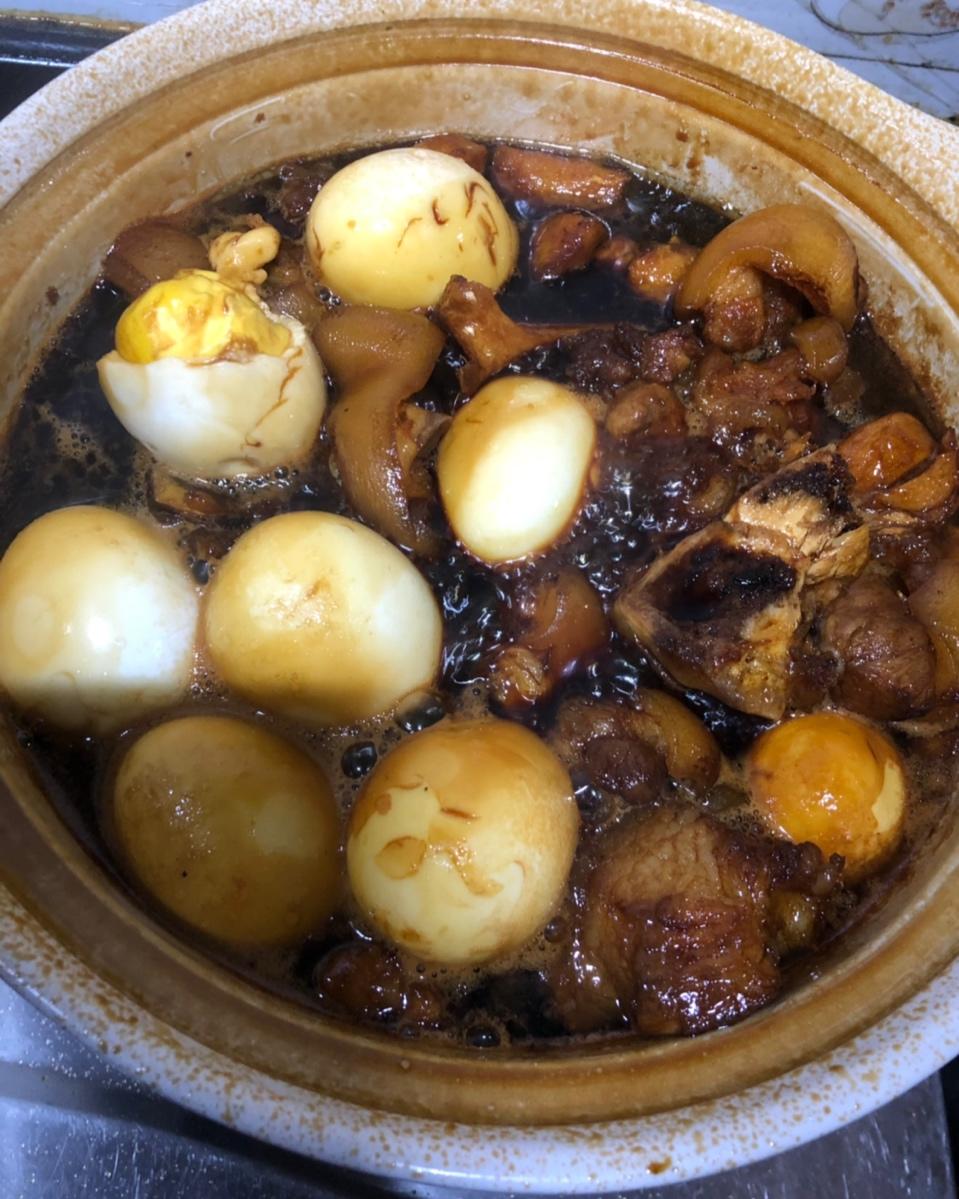 铭铭_w571做的猪脚姜醋蛋 赞 猪脚,肉姜,添丁甜醋,红糖,鸡蛋