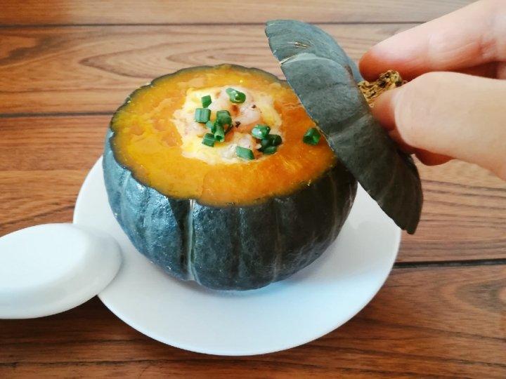 贝贝南瓜虾仁蛋羹