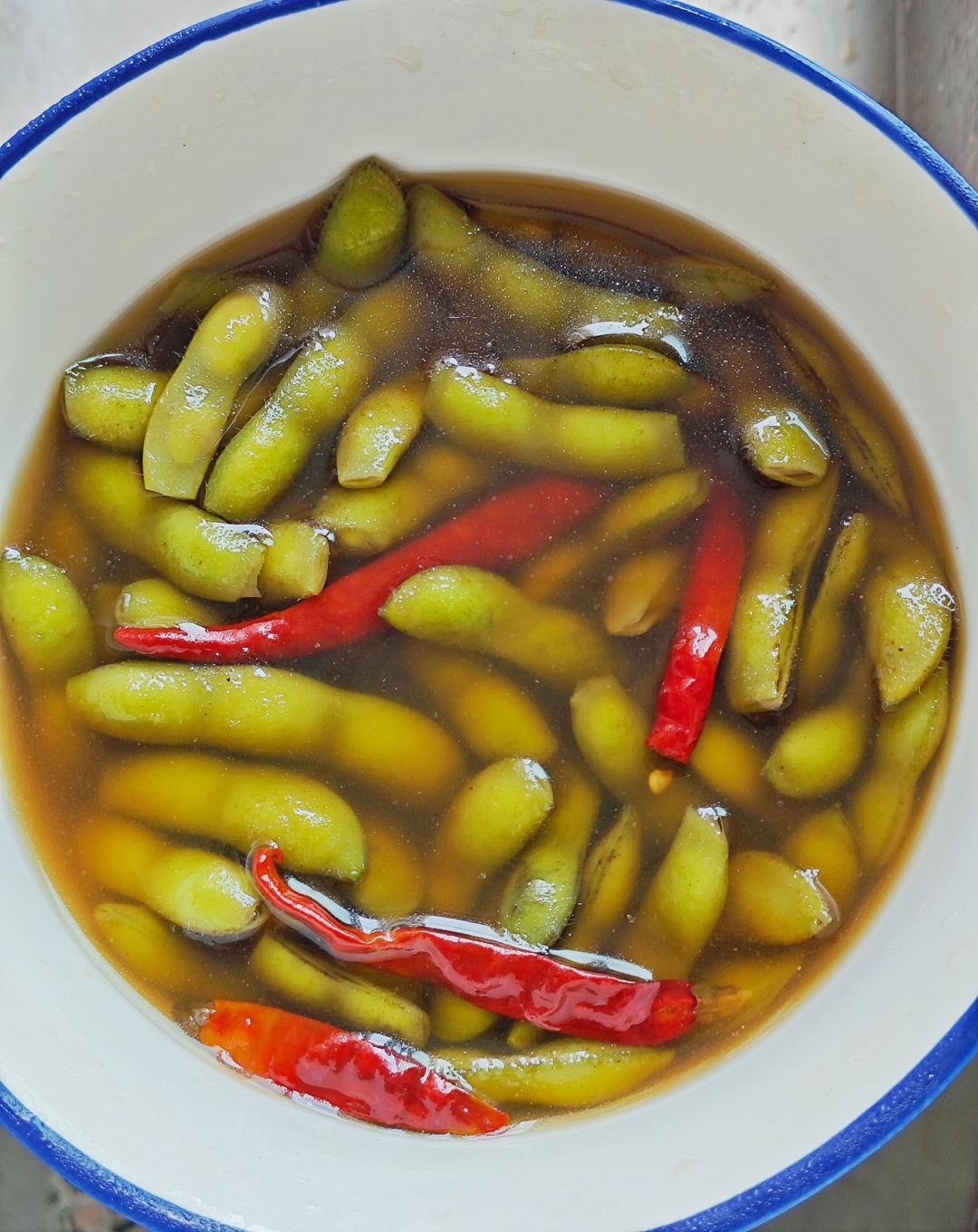 卤毛豆