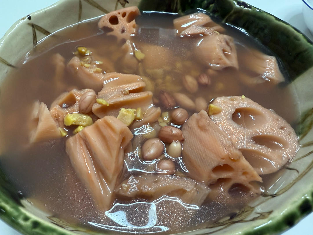 纯素莲藕汤