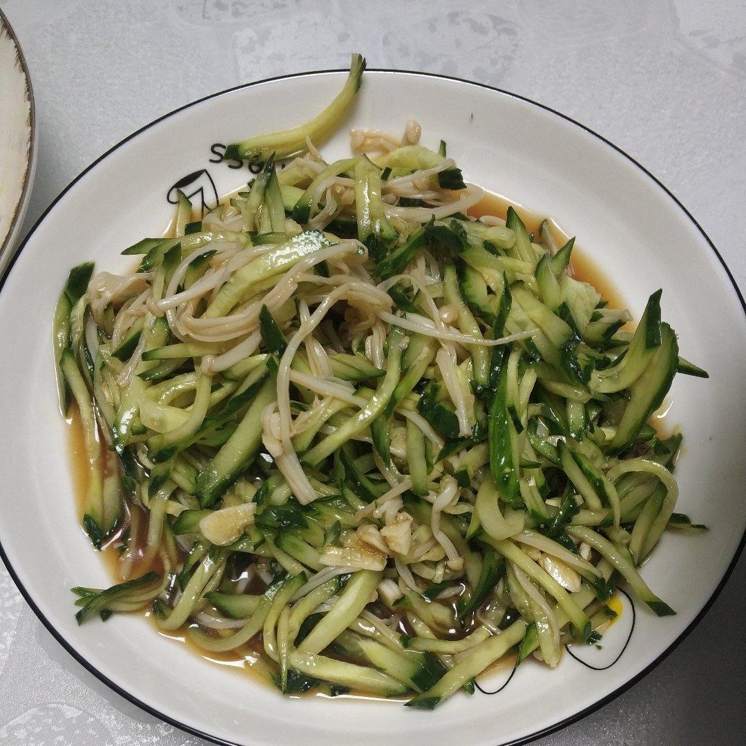 爽口金针菇拌黄瓜🥒