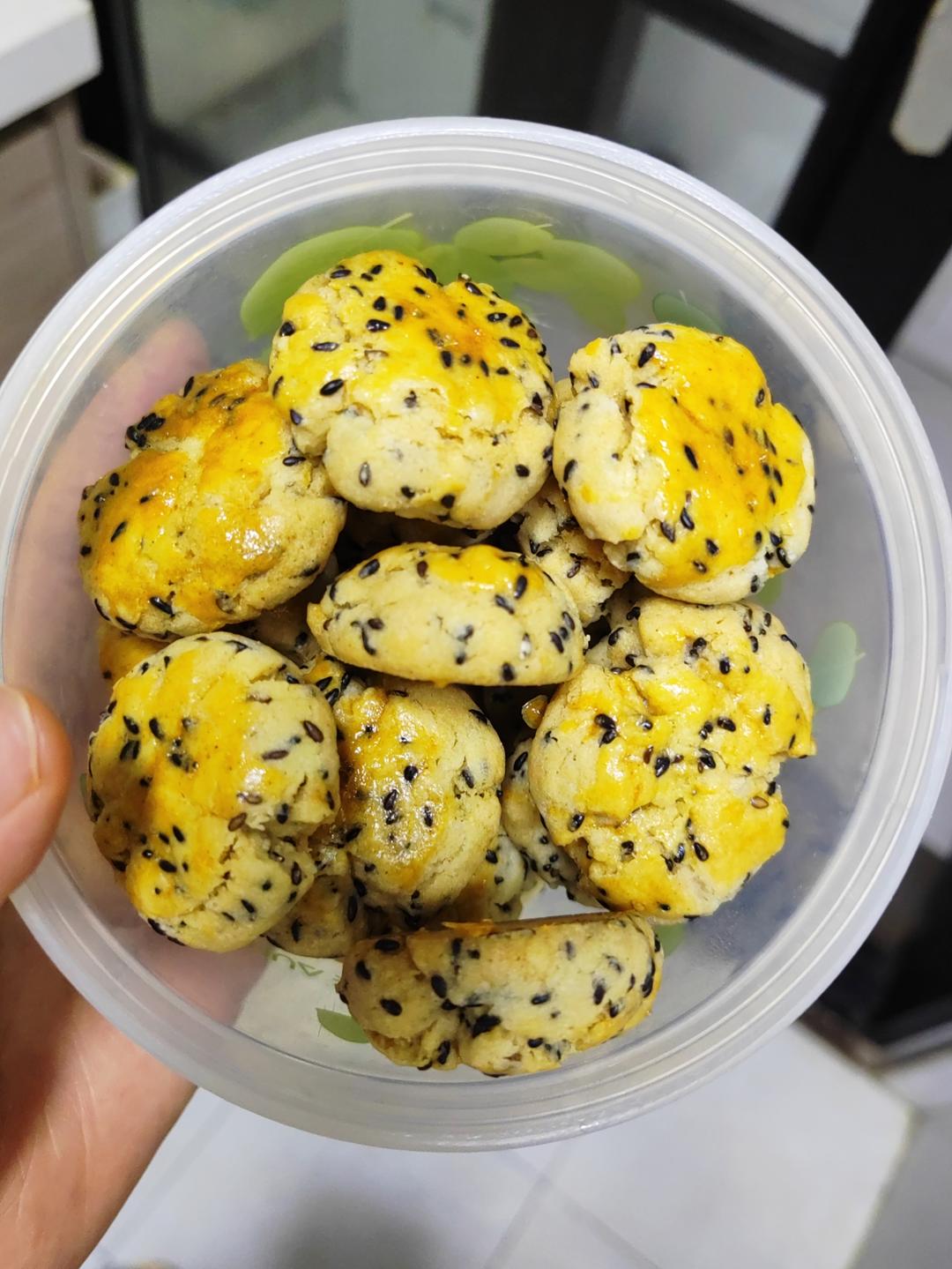 椒盐芝麻酥